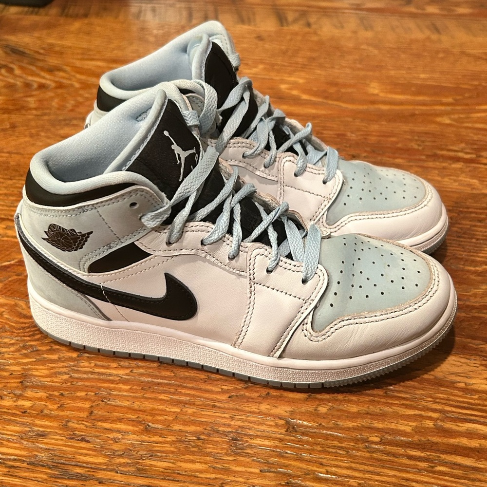 Air Jordan 1 Mid Kids Sneakers 4Y Blue White Youth Nike Basketball Shoes